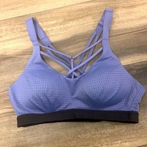 Victoria Sport Sports Bra
